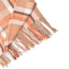 BUFANDA DE CUADROS MULTICOLOR CON BARBAS EN RUEDO BEIGE