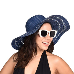 SOMBRERO PAMELA AZUL DETALLE DE GRECAS EN COLOR BLANCO