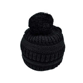 GORRO TEJIDO CLÁSICO CON POMPÓN ESTAMBRE NEGRO
