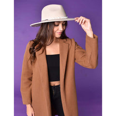 SOMBRERO BLANCO CINTILLA CON PIEDRAS