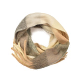 Maxi bufanda multicolor con bloques y barbas.