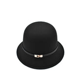 SOMBRERO TIPO CAMPANA NEGRO CON CINTA