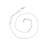 CADENA PARA LENTES Y CUBREBOCAS DORADA CON PERLAS