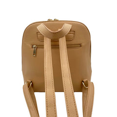 Mochila Casual Para Mujer Camel Efecto Cuero con Detalles en Dorado