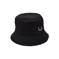 BUCKET HAT NEGRO BORDADO