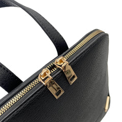 Mochila Casual Para Mujer Negro Efecto Cuero con Detalles en Dorado