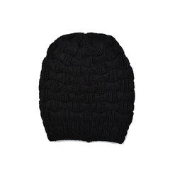 GORRO TEJIDO NEGRO.