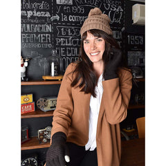 GORRO TEJIDO CLÁSICO CON POMPÓN ESTAMBRE CAFÉ